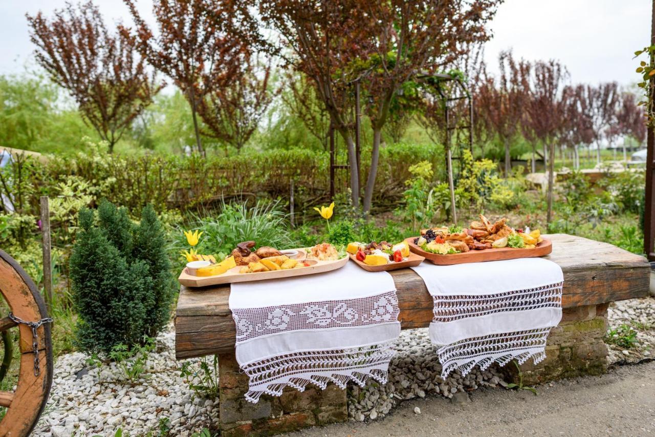 Hanul Moara Cu Noroc Ineu  Zewnętrze zdjęcie